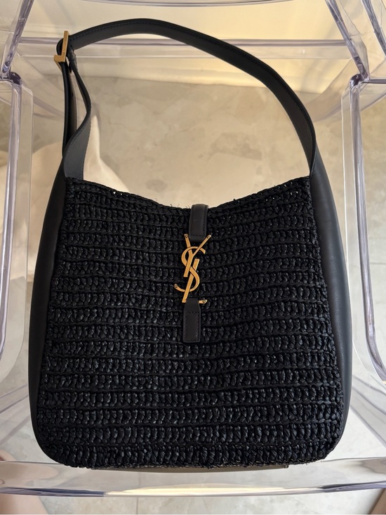 Saint Laurent Handbags - Saint Laurent Le 5À 7 Supple Small Shoulder Bag in Raffia